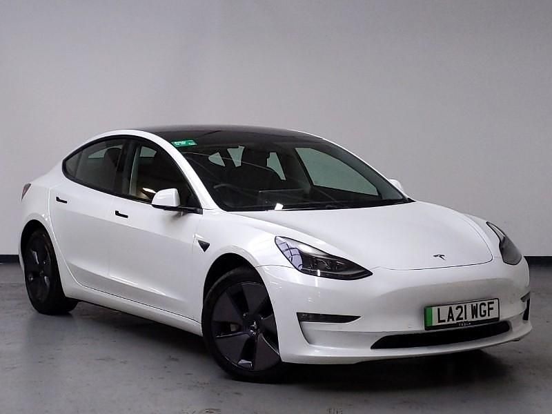White Used 2021 Tesla Model 3 Long Range AWD Sedan | £17,998 (A bit pricey) - Image 1/4