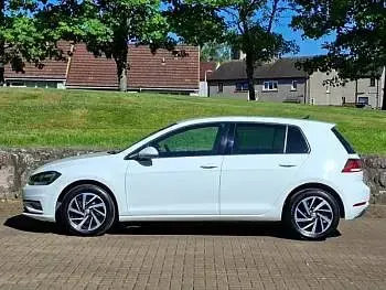 Used VW Golf VII Match 115 HP (84 kW) 2019 White Hatchback
