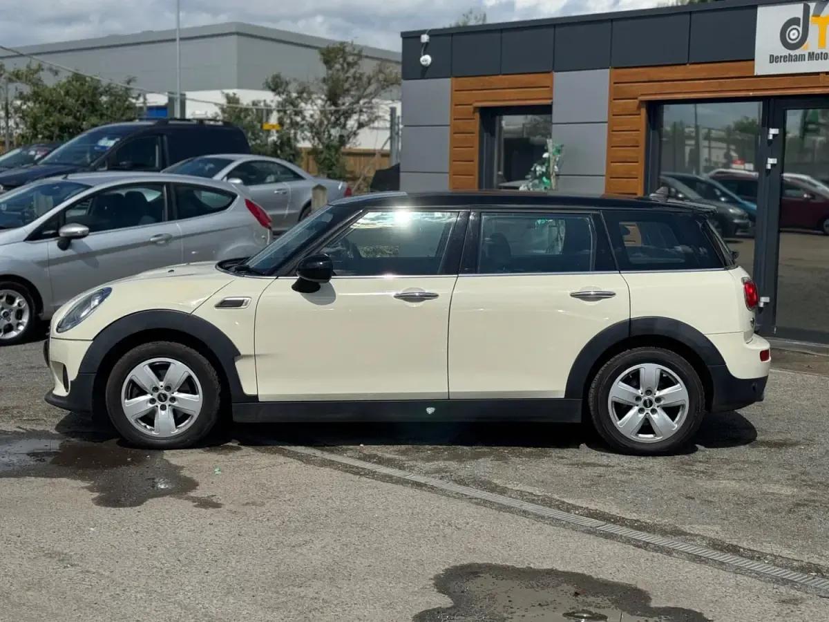 Używany Mini Cooper Clubman 150 KM (110 kW) 2016 Biały Kombi