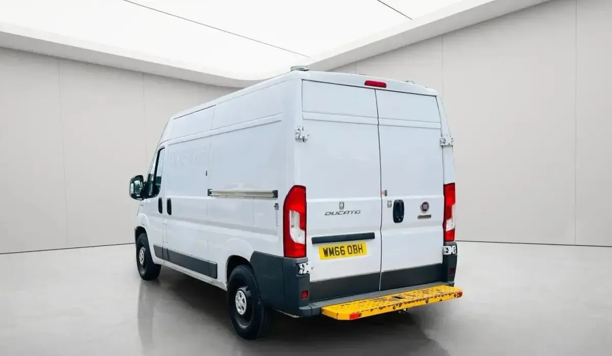 Używany Fiat Ducato S 115 KM (84 kW) 2017 Biały Van