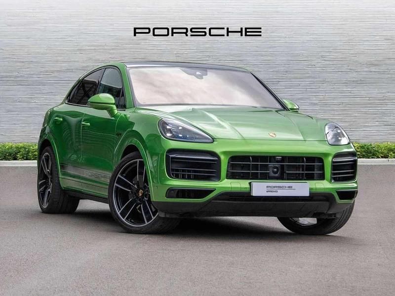 Green Used 2023 Porsche Cayenne Platinum Edition SUV | £65,995 (A bit pricey) - Image 1/4