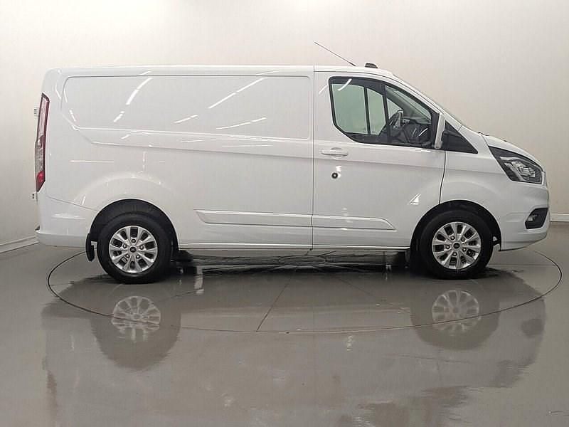 Used Ford Transit Custom Limited 2022 Frozen white (solid colour)