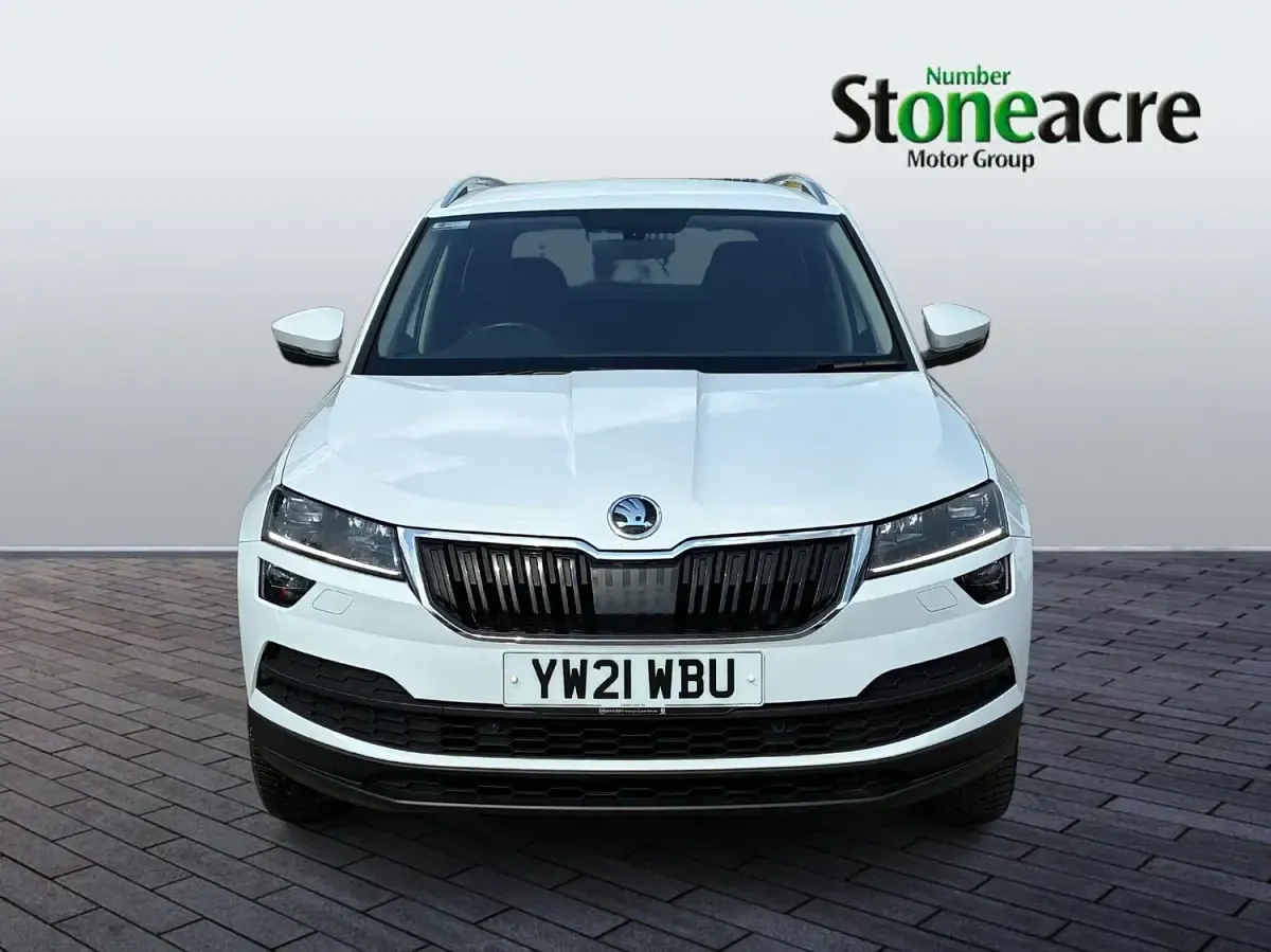 Used Skoda Karoq SE L 150 HP (110 kW) 2021 White SUV