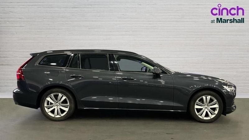 Used Volvo V60 Momentum 150 HP (110 kW) 2019 Grey Estate