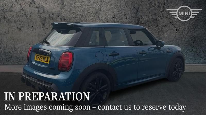 Used Mini Cooper Hatch 134 HP (98 kW) 2022 Blue Hatchback