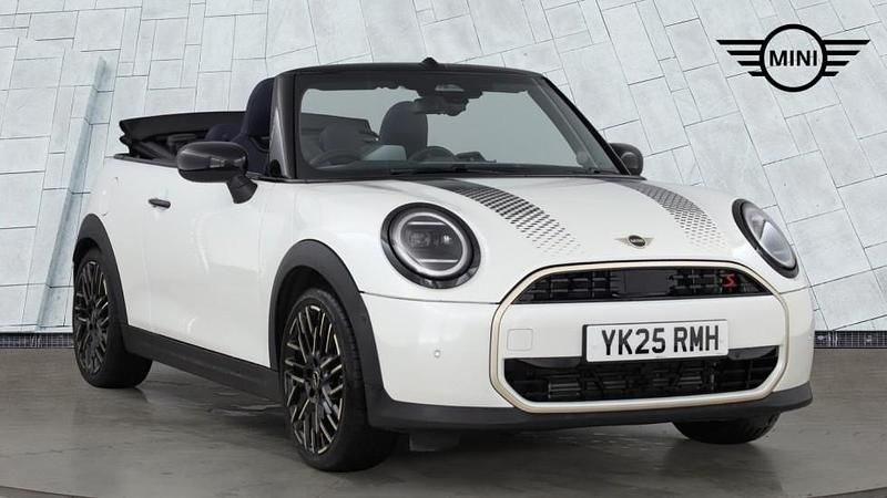 New Mini Cooper 147 kW (201 HP) 2025 White Hatchback