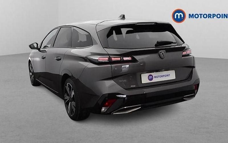Used Peugeot 308 SW Allure 131 HP (96 kW) 2024 Estate