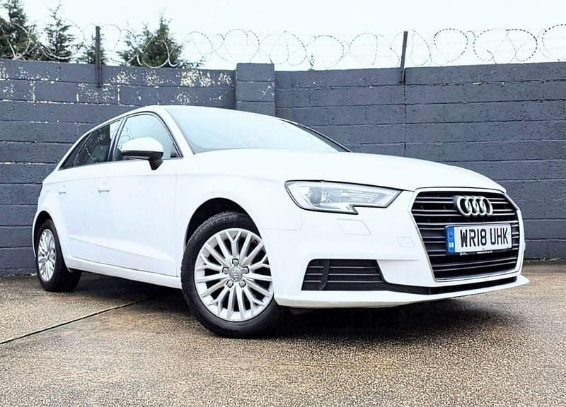 Used Audi A3 Sportback Sport 2018 White Hatchback