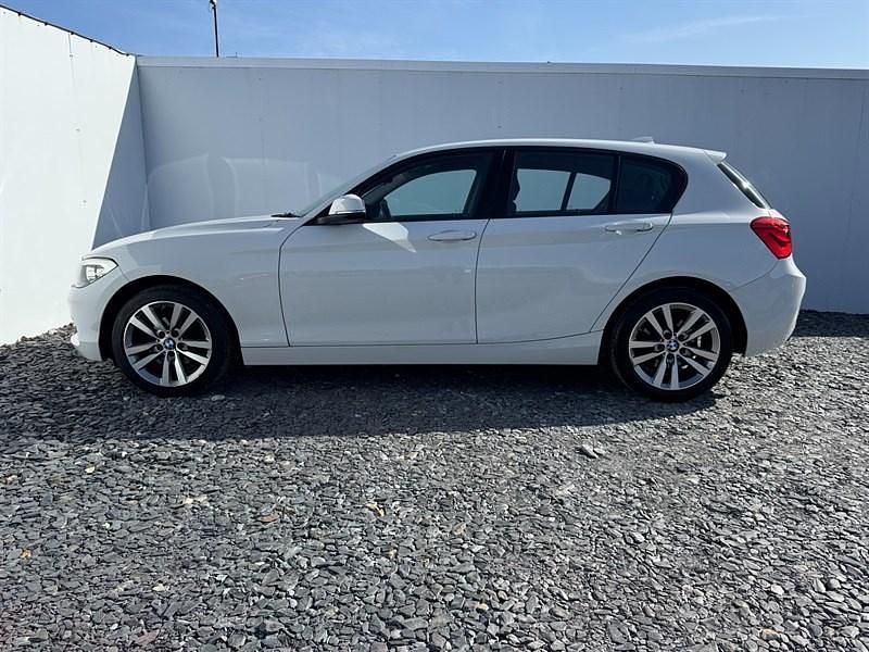 Used BMW 118 Sport Line 136 HP (100 kW) 2019 White Hatchback