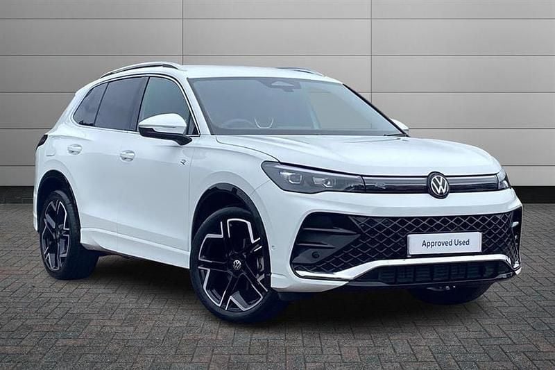 Used VW Tiguan R-line 150 HP (110 kW) 2025 Pure white SUV