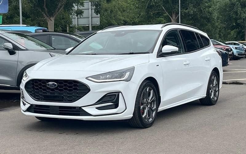 New 2025 Ford Focus ST-Line Hatchback | £30,399 - Image 1/4