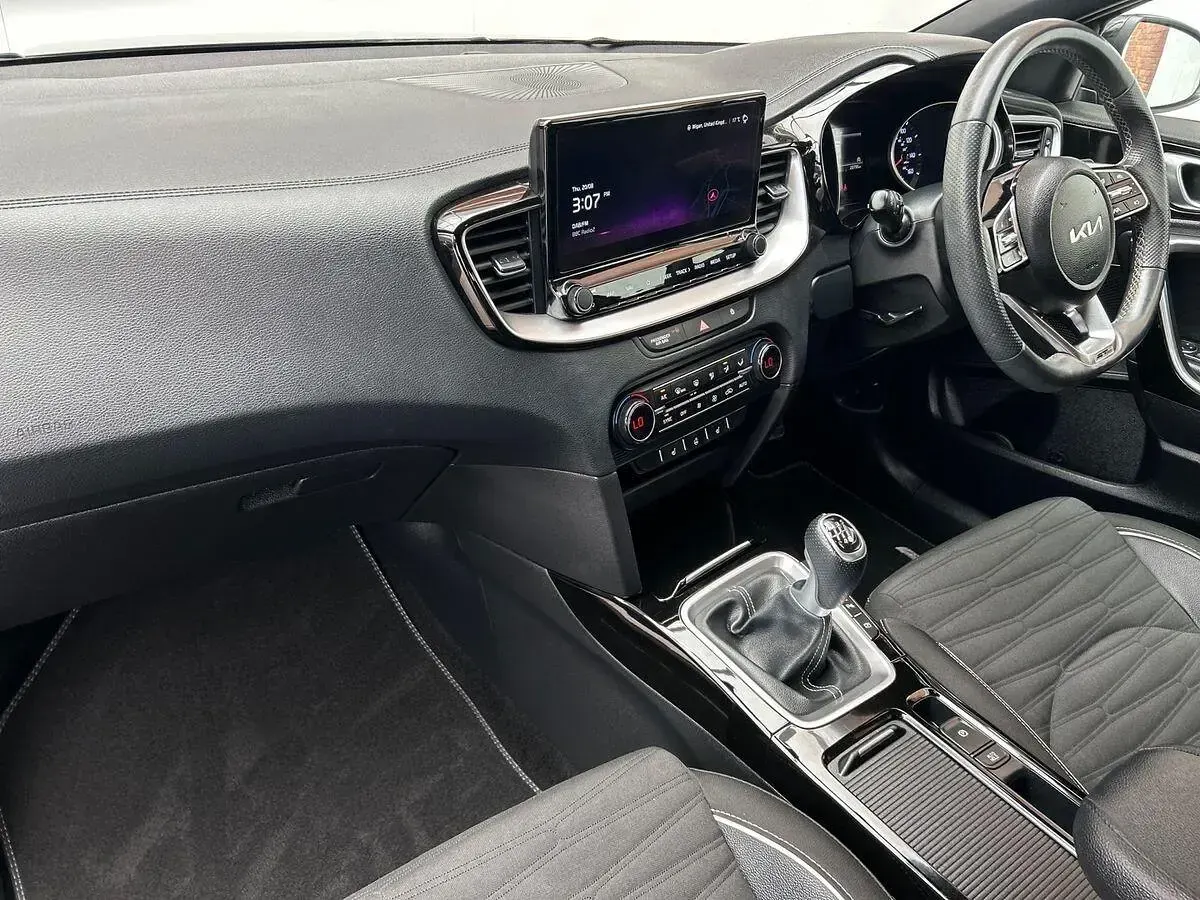 Used Kia XCeed GT-Line 158 HP (116 kW) 2023 Grey SUV