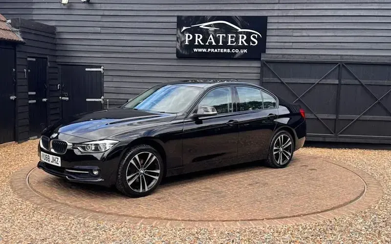 Used BMW 316 Sport Line 116 HP (85 kW) 2018 Black Sedan