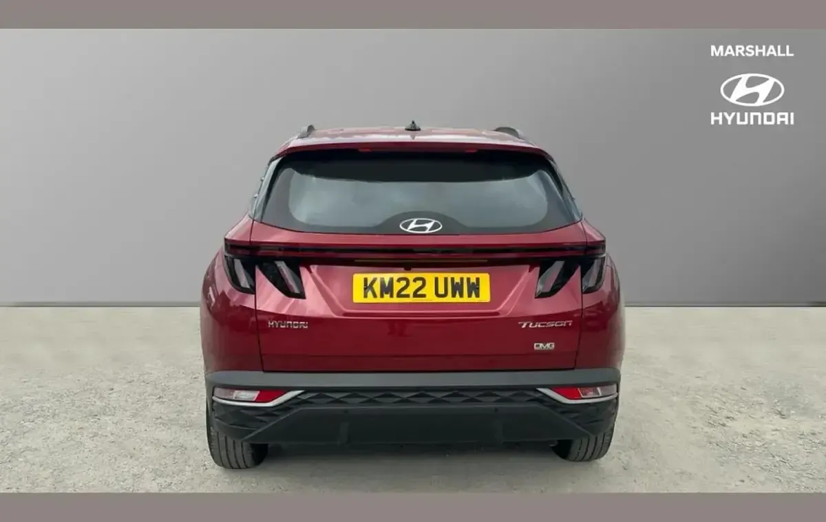 Used Hyundai Tucson SE 147 HP (108 kW) 2022 Red SUV