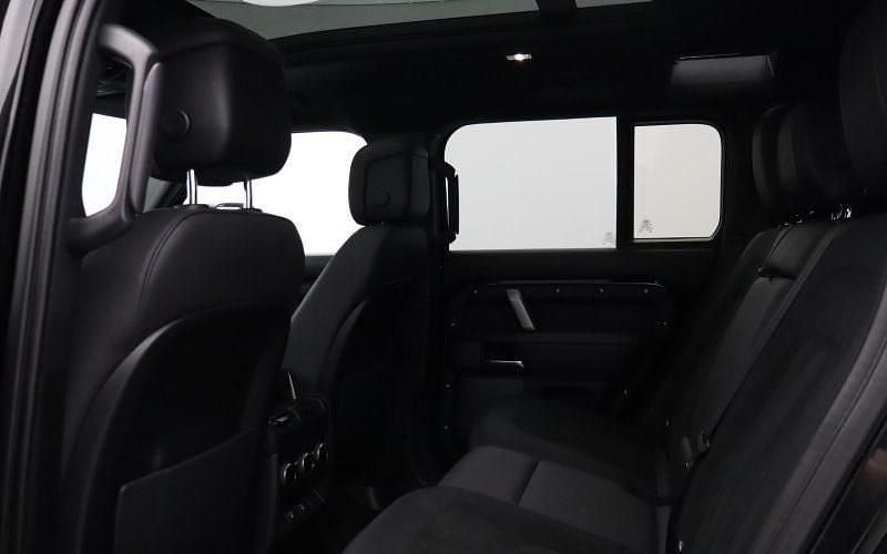 Used Land Rover Defender 525 HP (386 kW) 2024 SUV