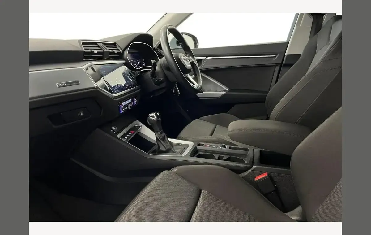 Used Audi Q3 Sport 150 HP (110 kW) 2020 Silver SUV