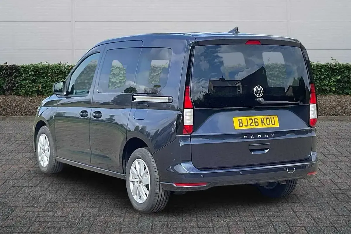 Used VW Caddy 122 HP (89 kW) 2026 Blue MPV
