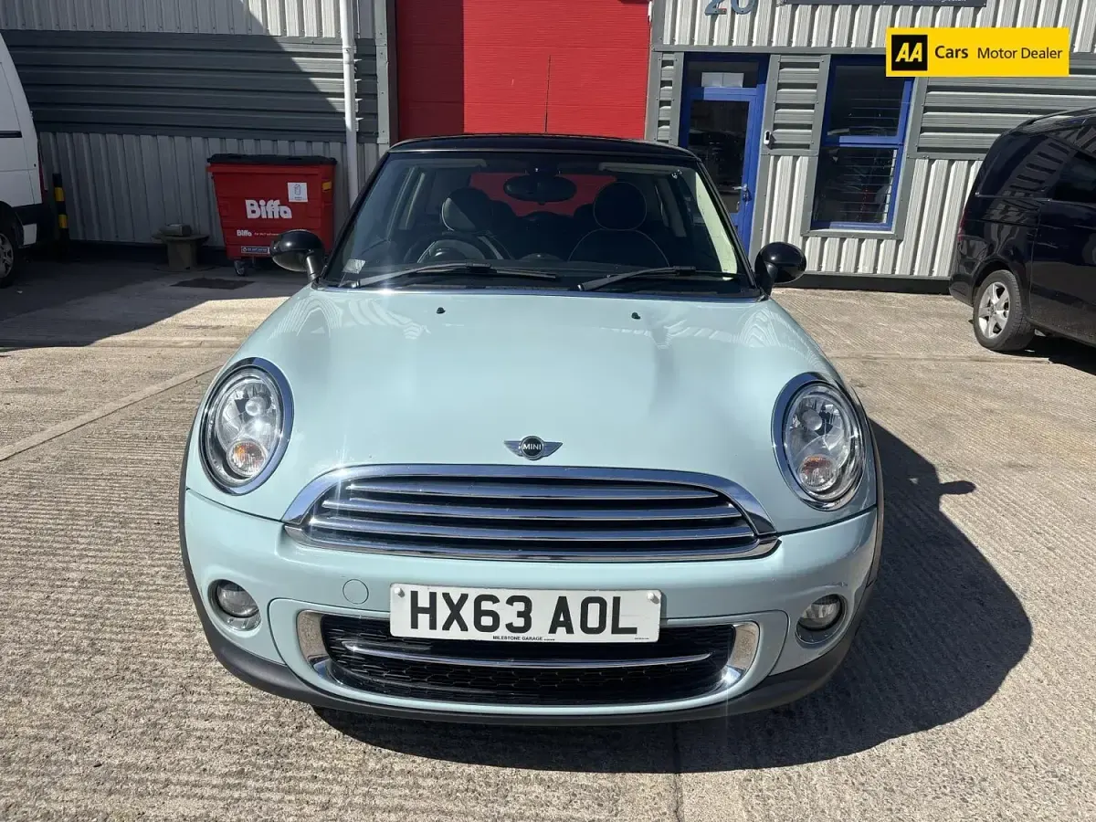 Used Mini Cooper D Hatch 112 HP (82 kW) 2013 Blue Hatchback