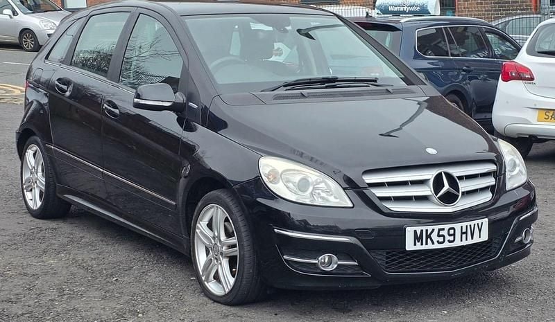 Used Mercedes B160 95 HP (69 kW) 2010 Black MPV