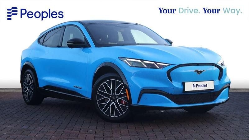 Used Ford Mustang Premium 370 HP (272 kW) 2024 Blue Hatchback