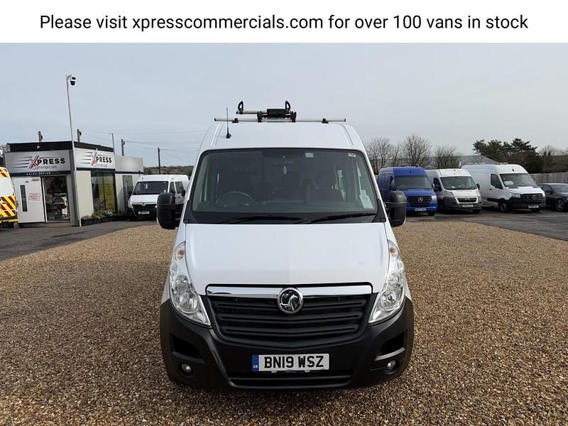 Used Vauxhall Movano 130 HP (95 kW) 2019 White MPV