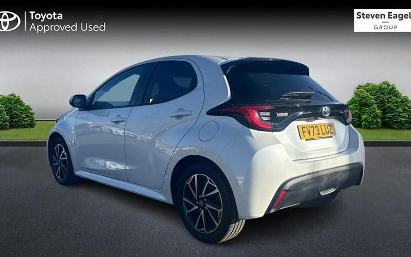 Used Toyota Yaris Hybrid Design 116 HP (85 kW) 2026 Hatchback