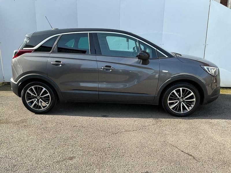 Used Vauxhall Crossland X Elite 83 HP (61 kW) 2019 Grey SUV