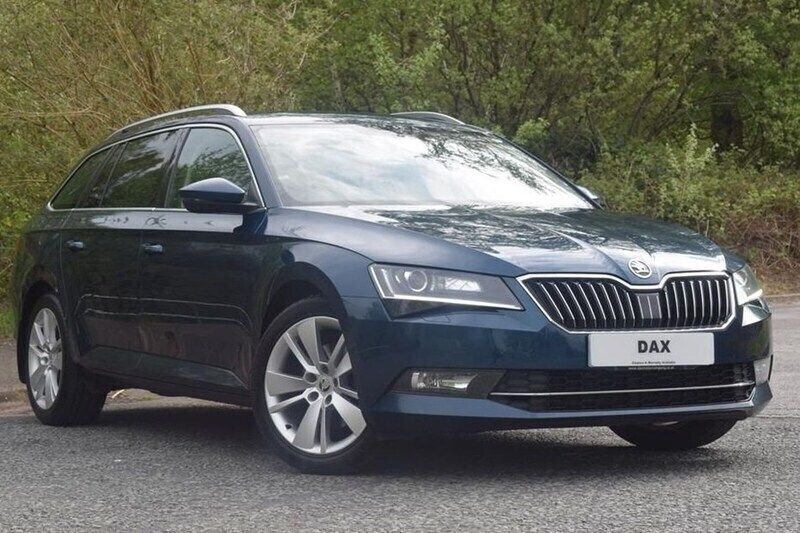 Blue Used 2018 Skoda Superb SE L Executive Estate | £11,364 (Good price) - Image 1/2