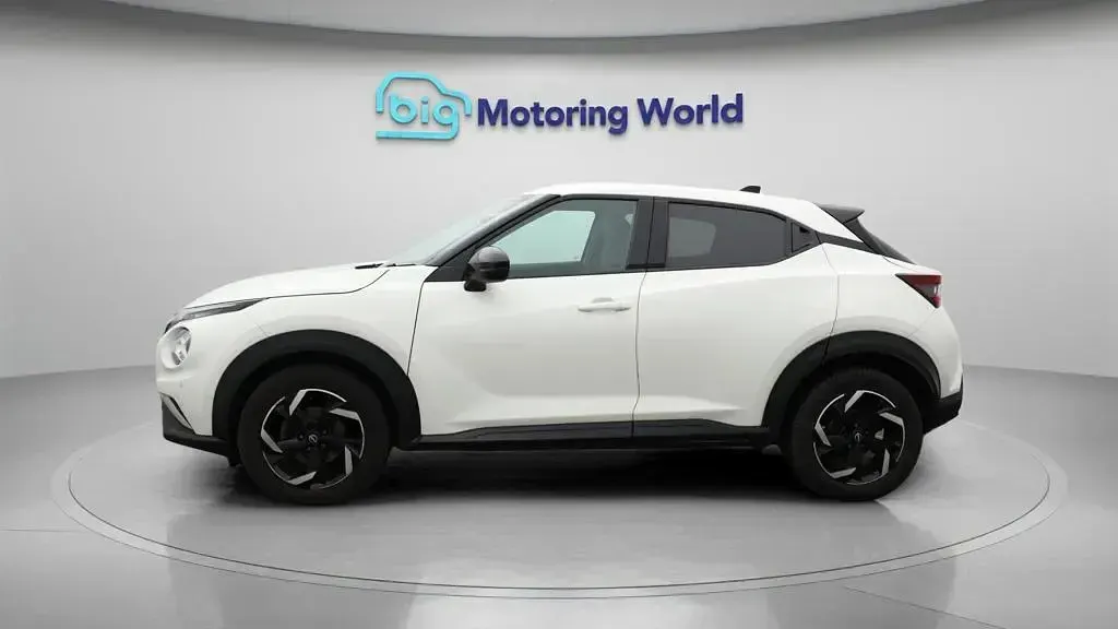 Used Nissan Juke N-Connecta 114 HP (83 kW) 2022 White SUV