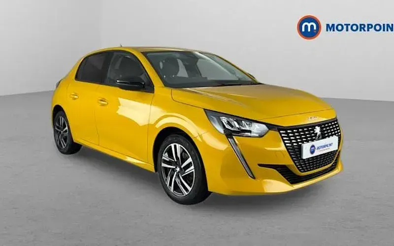 Usado Peugeot 208 Allure+ 102 HP (75 kW) 2023 Citadino
