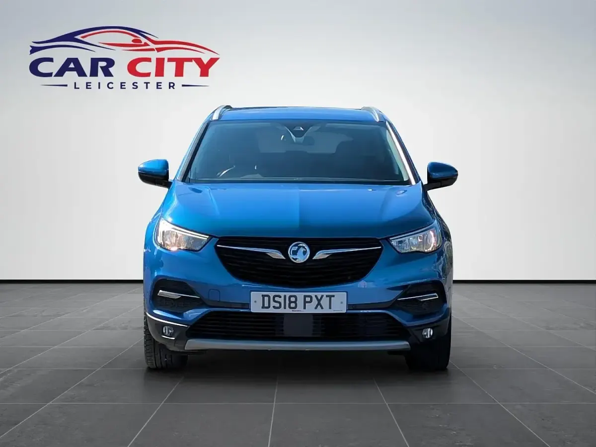 Used Vauxhall Grandland X Sport 130 HP (95 kW) 2018 Blue SUV