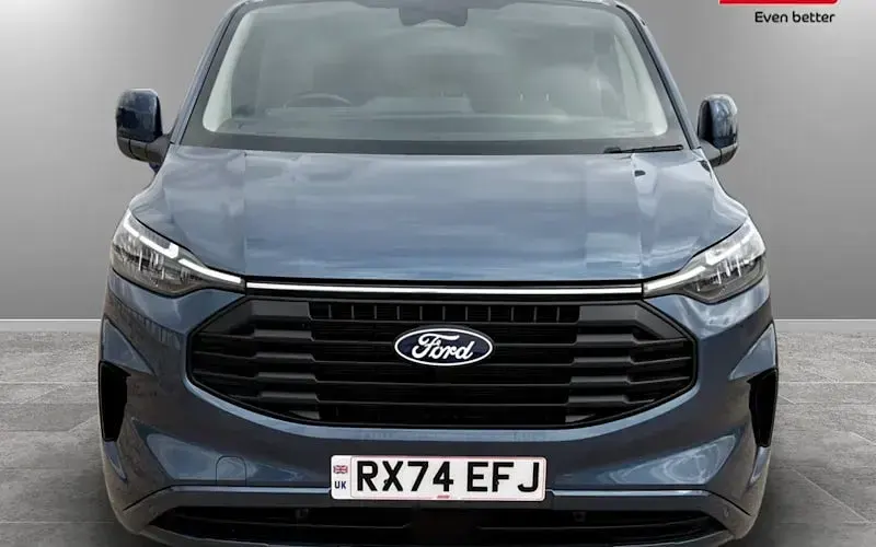Used Ford Transit Custom Limited 136 HP (100 kW) 2025 Blue Van