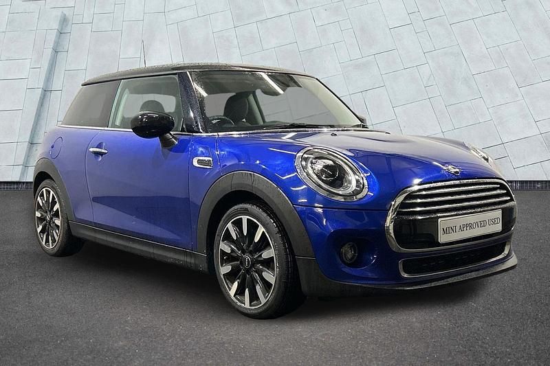 Used Mini Cooper Exclusive 134 HP (98 kW) 2020 Blue Hatchback