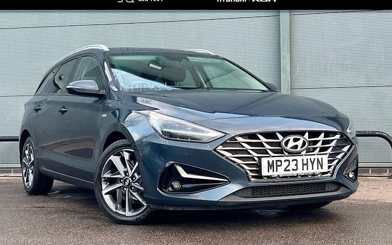 Used 2024 Hyundai i30 Premium Estate | £14,780 (Fair price) - Image 1/4