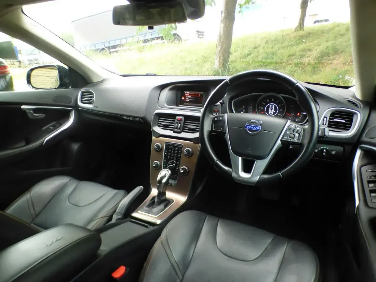 Used Volvo V40 2014 Grey Hatchback
