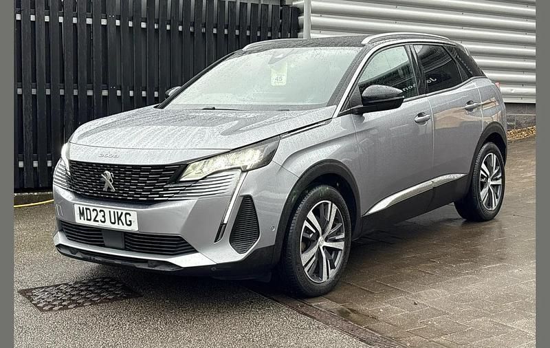 Used Peugeot 3008 Allure+ 129 HP (94 kW) 2023 Grey SUV