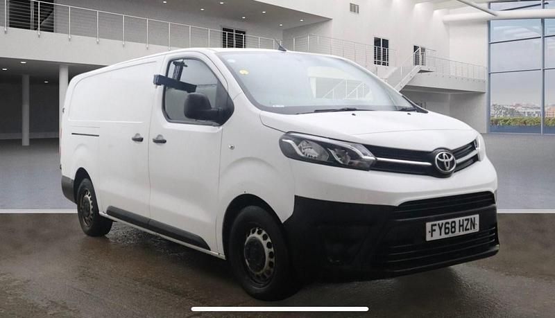 White Used 2018 Toyota Proace Active Van | £7,500 (A bit pricey) - Image 1/4