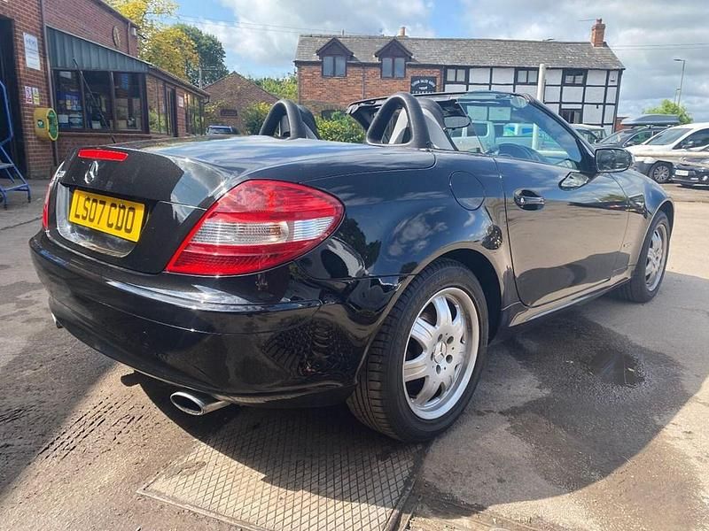 Used Mercedes SLK200 161 HP (118 kW) 2007 Black Cabriolet