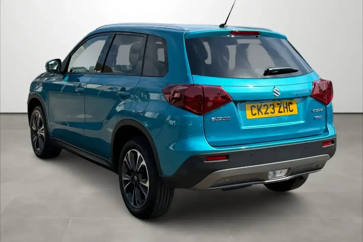 Used Suzuki Vitara SZ5 129 HP (94 kW) 2023 Turquoise metallic SUV