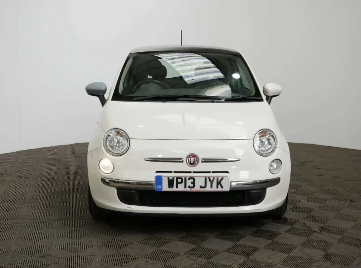 Used Fiat 500 Lounge 69 HP (50 kW) 2013 White Hatchback