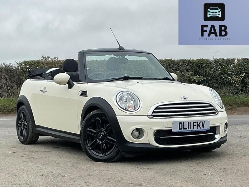 White Used 2011 Mini Cooper D Cabriolet Cabriolet | £3,890 - Image 1/3