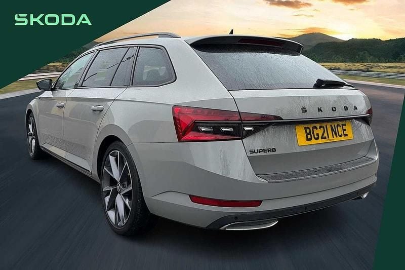 Used Skoda Superb SportlinePlus 187 HP (137 kW) 2021 Grey Estate