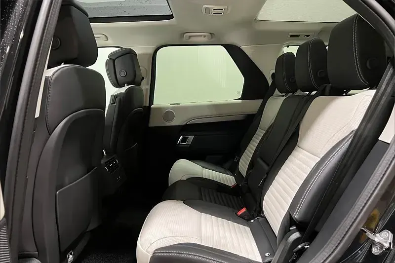 Used Land Rover Discovery HSE Dynamic 345 HP (253 kW) 2025 Black SUV