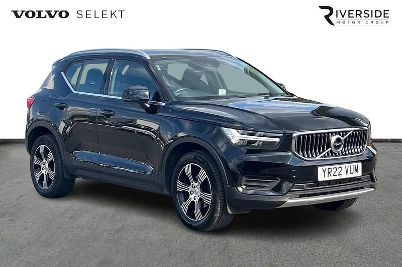 Black stone Used 2022 Volvo XC40 Inscription SUV | £22,925 (Fair price) - Image 1/4