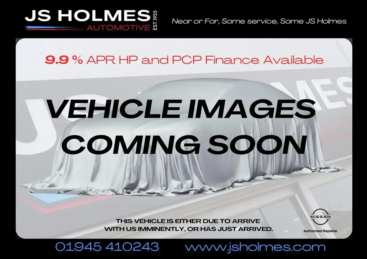 Used Renault Clio Evolution 2023 White Hatchback