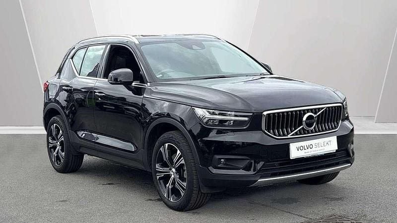 Black Used 2021 Volvo XC40 Inscription SUV | £26,495 (Fair price) - Image 1/3