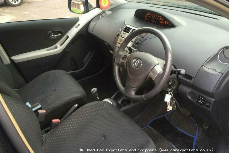 Begagnad Toyota Yaris 2010 Halvkombi
