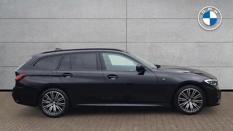 Used BMW 320 M Sport 188 HP (138 kW) 2022 Black Estate