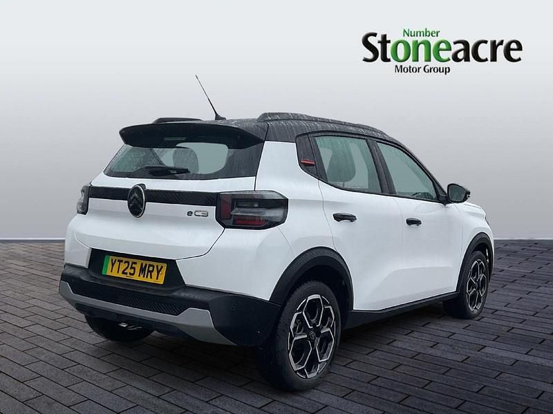 Used Citroën e-C3 83 kW (113 HP) 2025 White Hatchback