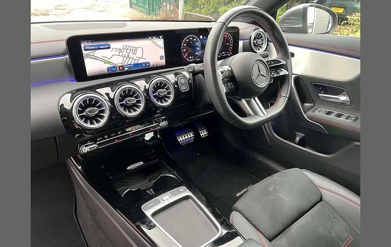 Used Mercedes CLA250e Executive 214 HP (157 kW) 2024 Grey Sedan